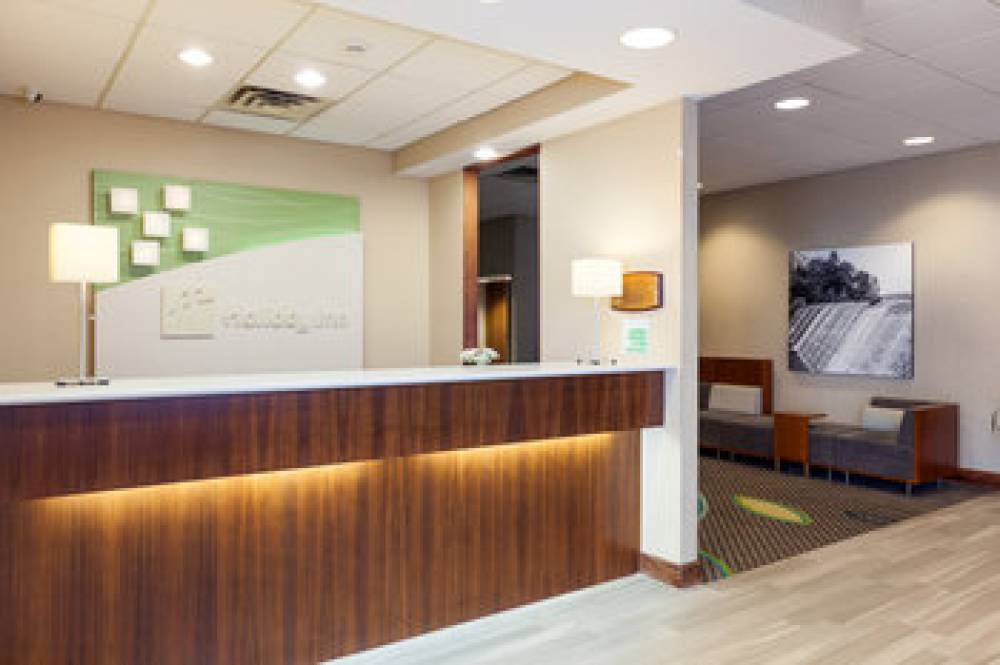 Holiday Inn Weirton