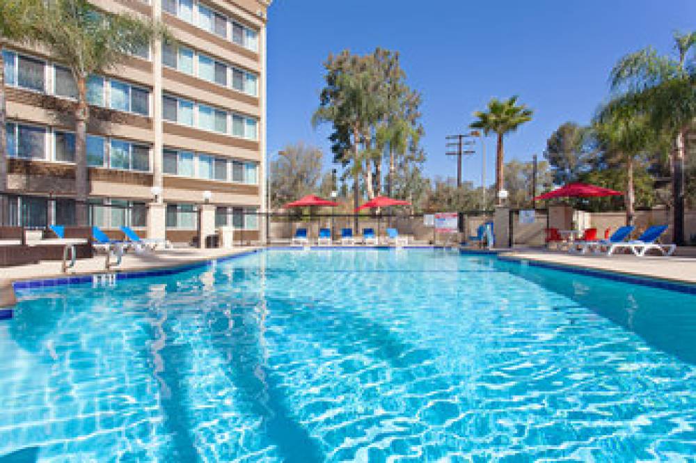 HOLIDAY INN WEST COVINA 2