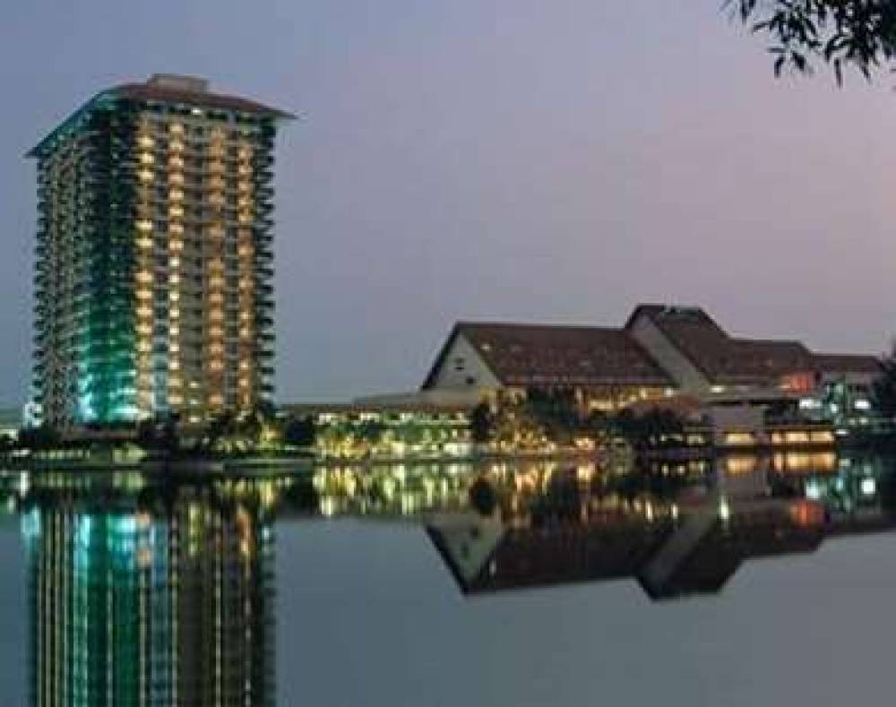 Holiday Villa Hotel And Suites Suba