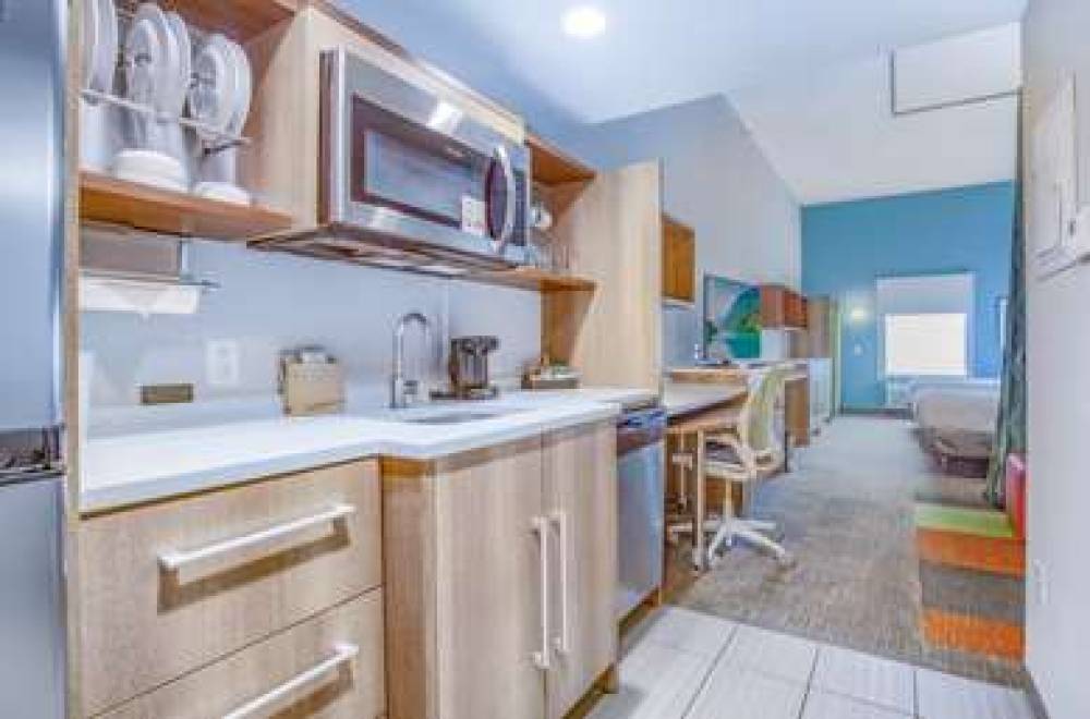 HOME 2 MOBILE W I10 TILLMANS CORNER 3