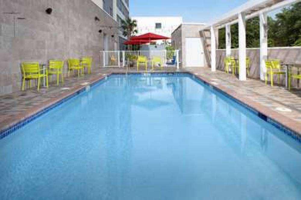 HOME 2 SUITES BY HILTON DORAL 6