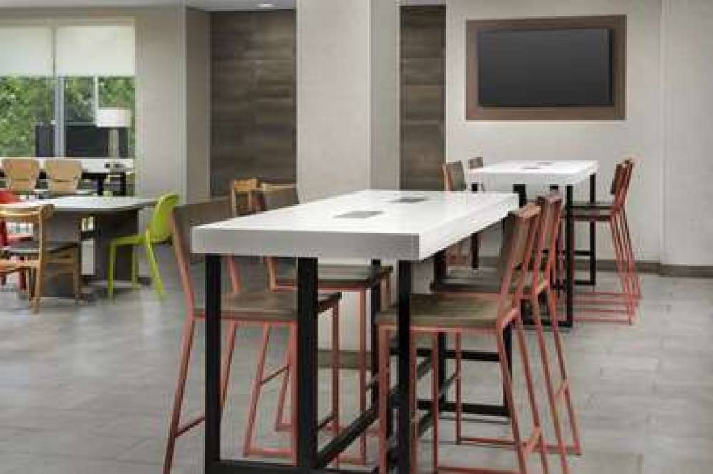 HOME 2 SUITES BY HILTON DORAL 5