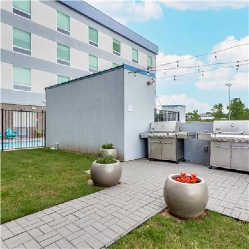 Home 2 Suites Fort Worth East Chase