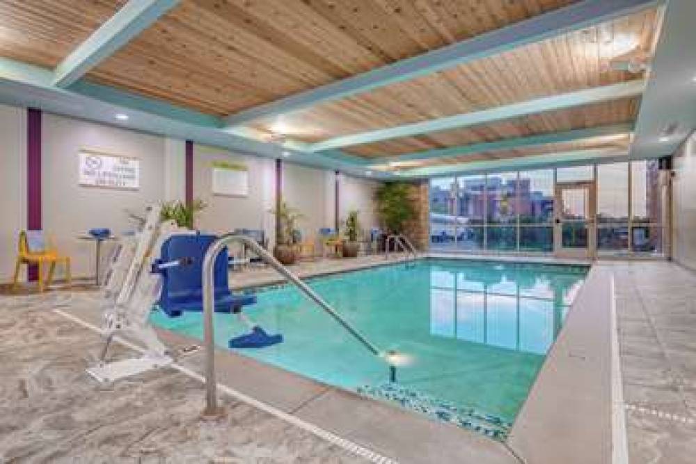 HOME 2 SUITES INDIANAPOLIS NW 10