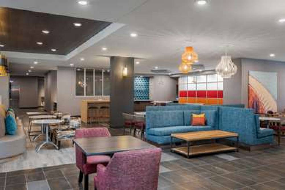 HOME2 PHX MIDTOWN 4