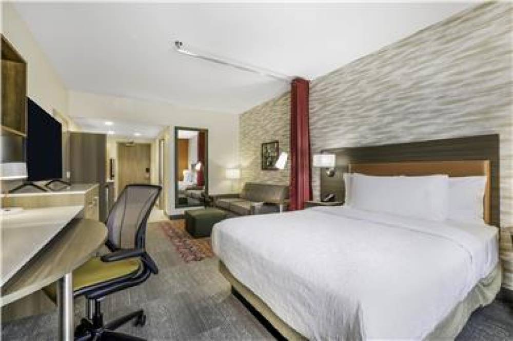 HOME2 SUITES AURORA MEDICAL CENTER 2