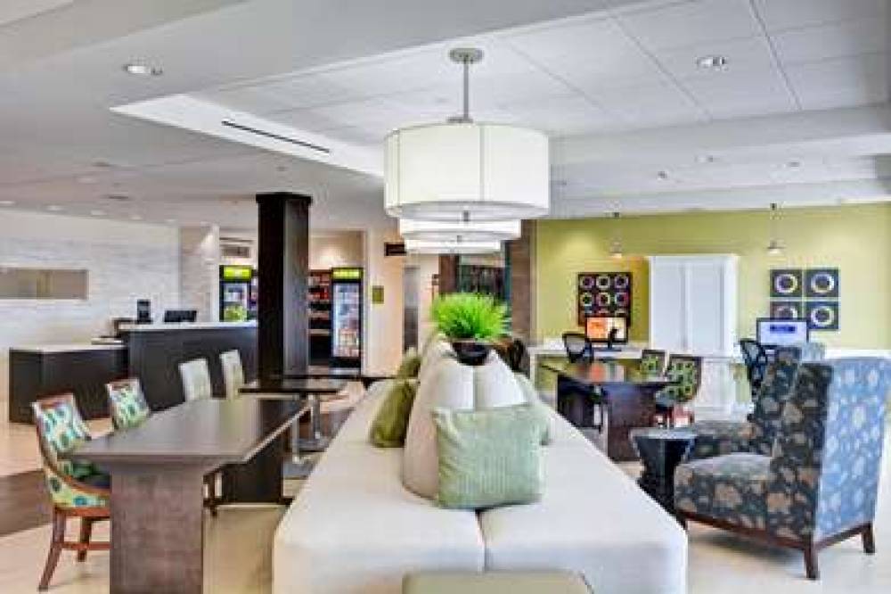 HOME2 SUITES AZUSA 7