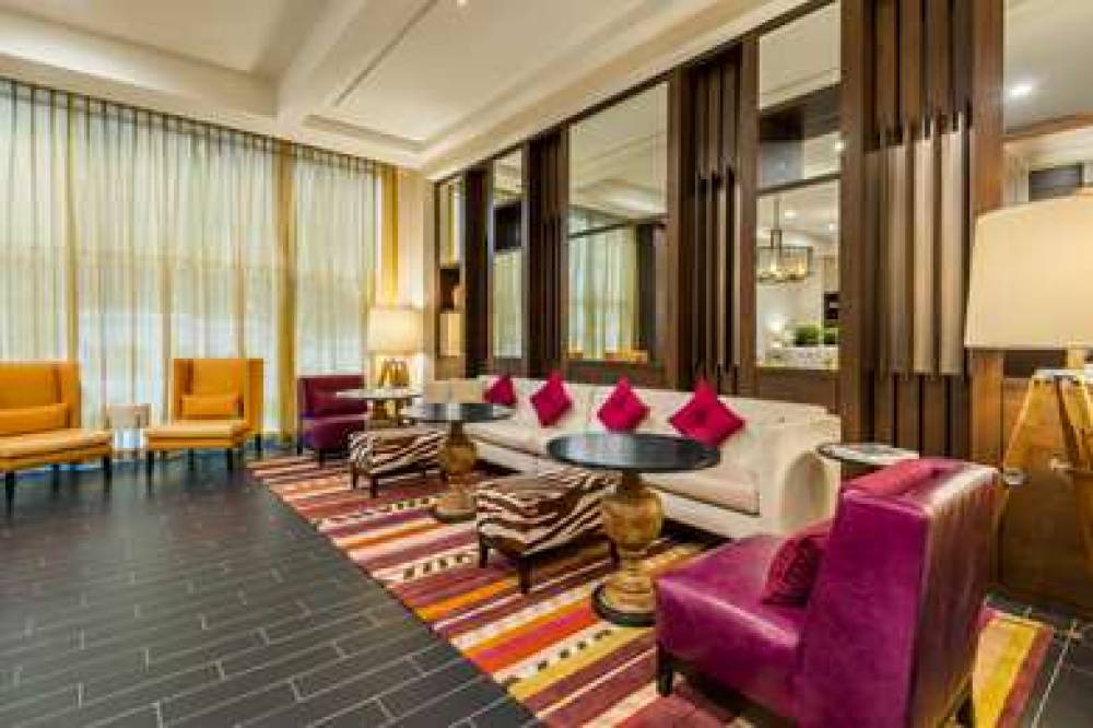HOME2 SUITES BY HILTON ATLANTA DOWN 9