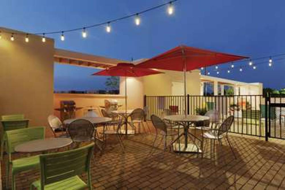 HOME2 SUITES BY HILTON AUSTIN ROUND 10