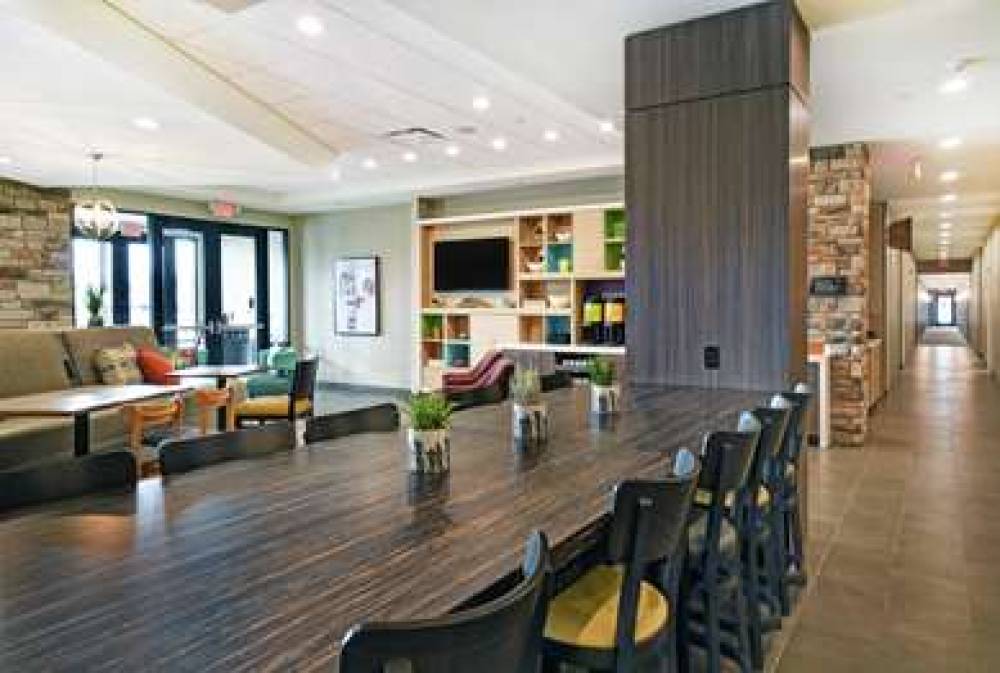 HOME2 SUITES BY HILTON BELOIT 7