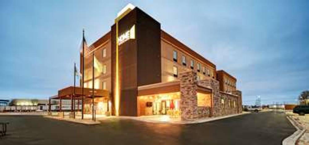 HOME2 SUITES BY HILTON BELOIT 1