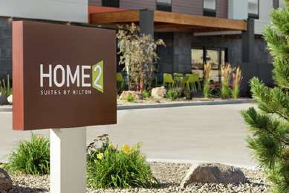 HOME2 SUITES BY HILTON BISMARCK 9