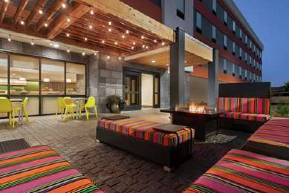 HOME2 SUITES BY HILTON BISMARCK 5