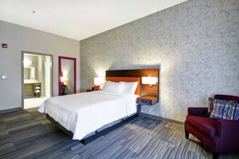 HOME2 SUITES BY HILTON CARBONDALE 10