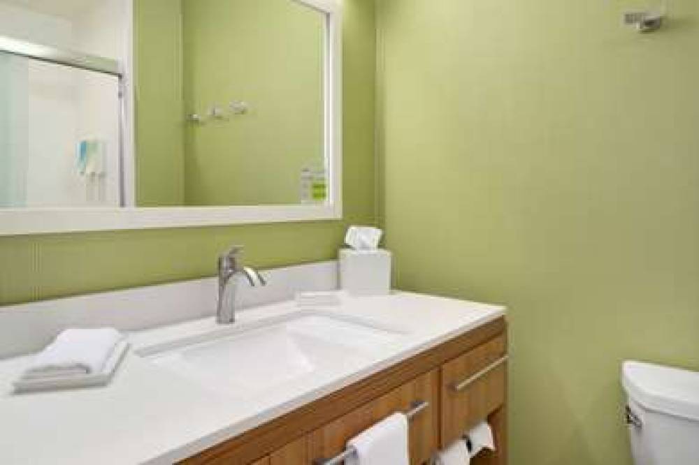 Home2 Suites By Hilton Charlotte Airport, NC 4