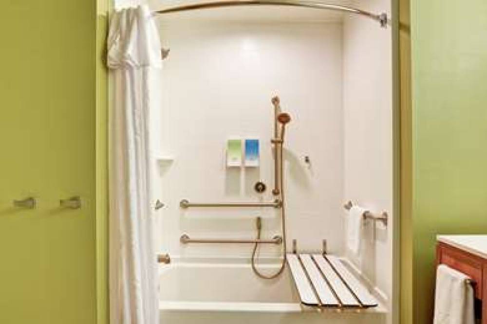 Home2 Suites By Hilton Charlotte Airport, NC 10