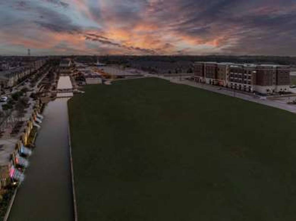 HOME2 SUITES BY HILTON DALLAS 4