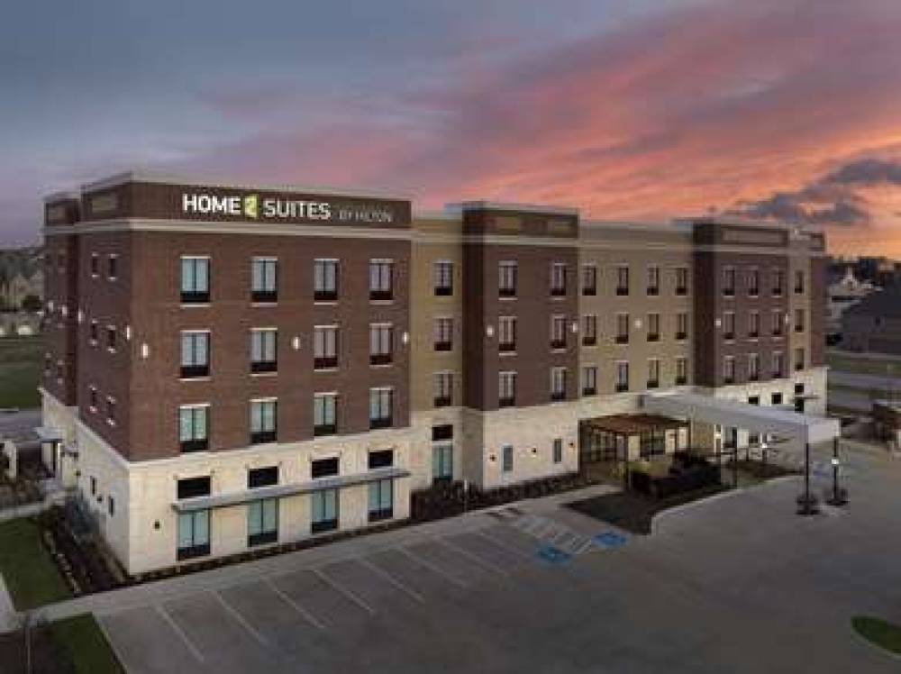 HOME2 SUITES BY HILTON DALLAS 1