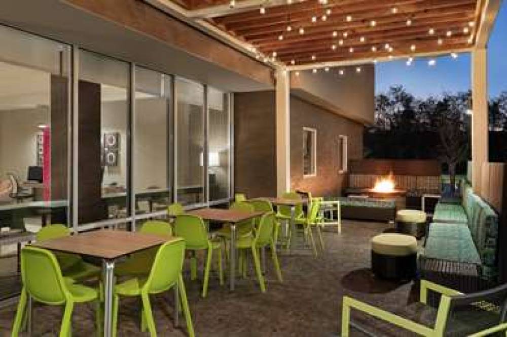 HOME2 SUITES BY HILTON HARRISBURG 2