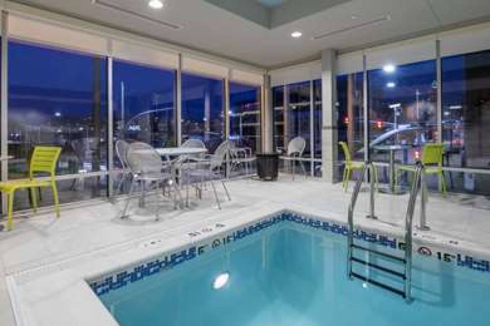Home2 Suites By Hilton Kansas City/Downtown, MO 10