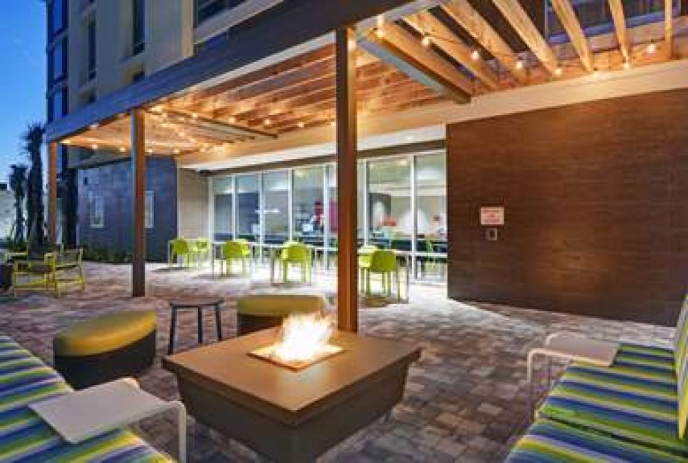 HOME2 SUITES BY HILTON LARGO 1
