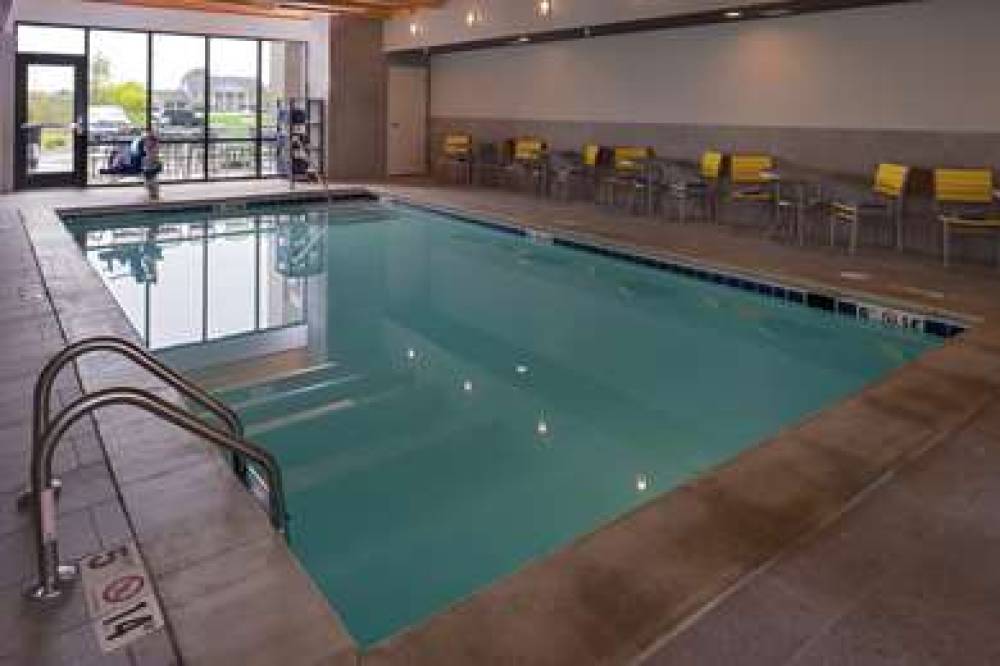 HOME2 SUITES BY HILTON MERRILLVILLE 1