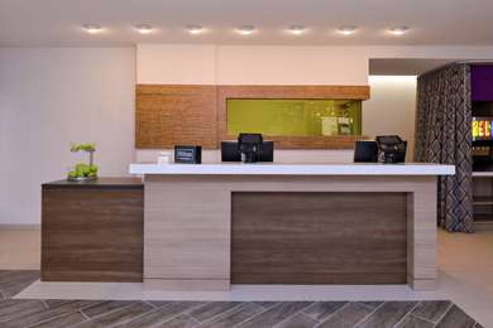 HOME2 SUITES BY HILTON MERRILLVILLE 4