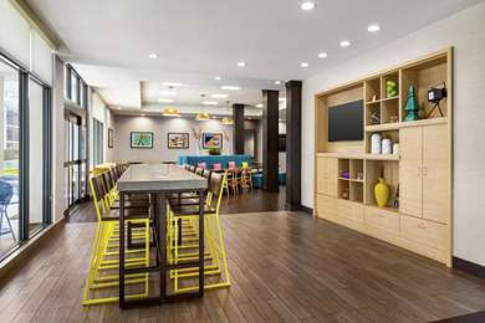 HOME2 SUITES BY HILTON NEW YORK LON 4