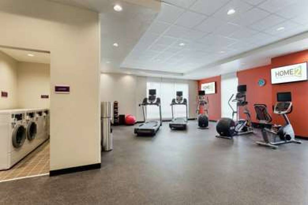 HOME2 SUITES BY HILTON SALT LAKE CI 10
