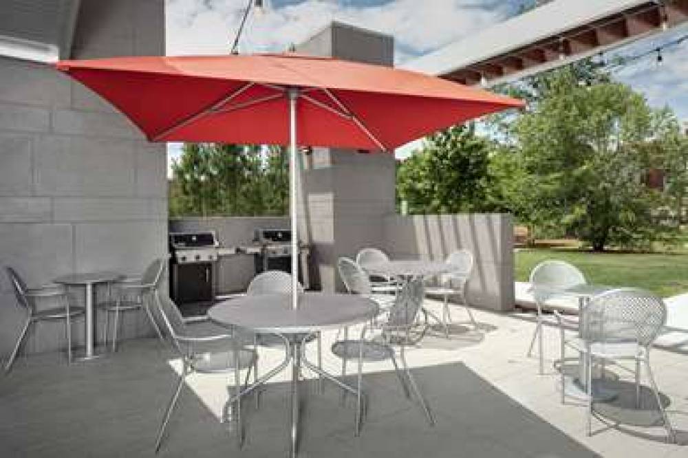HOME2 SUITES BY HILTON SUMMERVILLE 3