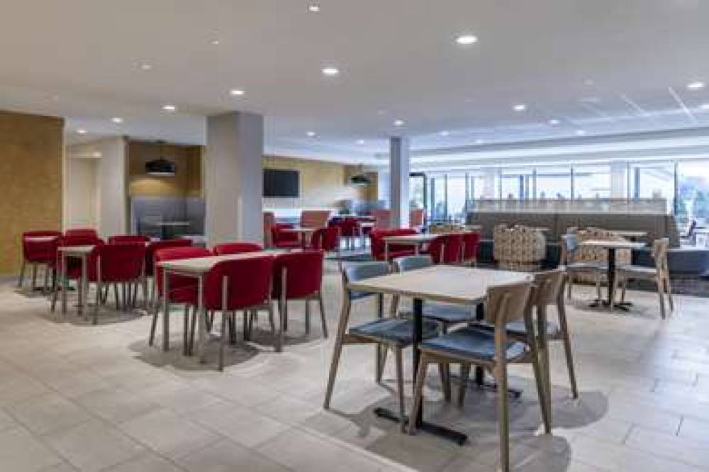 HOME2 SUITES EAST HAVEN NEW HAVEN 5