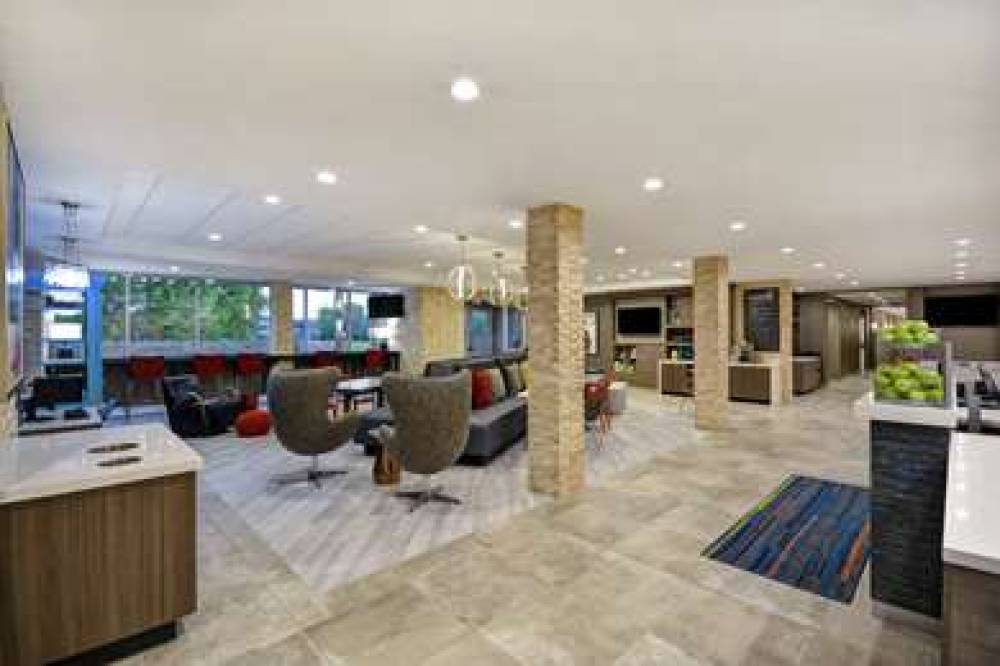 HOME2 SUITES HOUSTON WESTCHASE 4