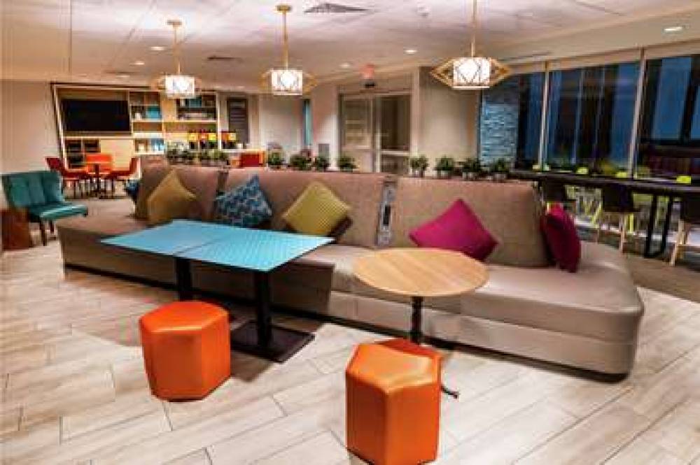 HOME2 SUITES LAS VEGAS TROPICANA 8