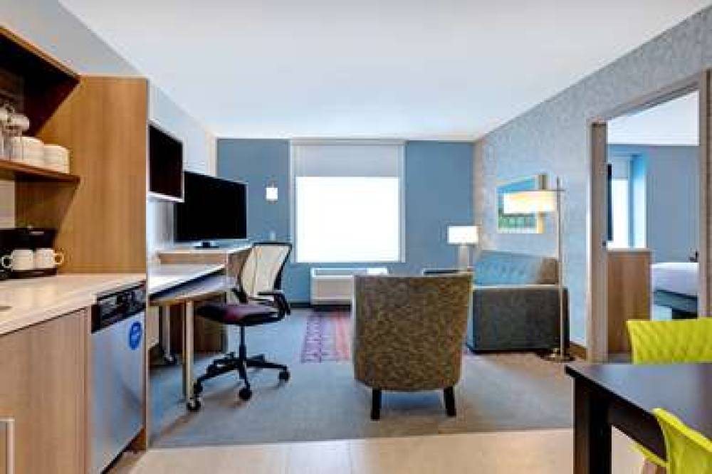 HOME2 SUITES LINCOLNSHIRE CHICAGO 1