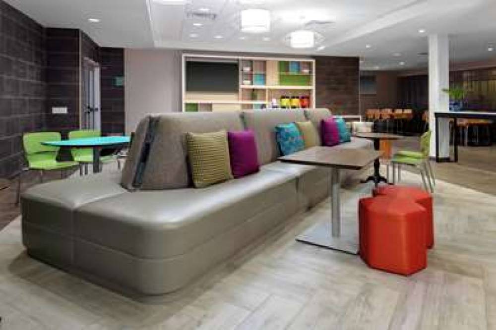 HOME2 SUITES NORTH CHARLESTON 3