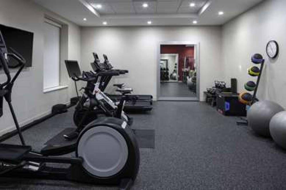 HOME2 SUITES NORTHVILLE DETROIT 4