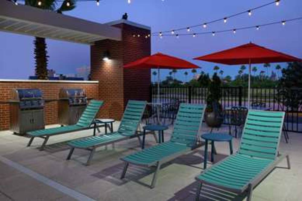 HOME2 SUITES ORLANDO UNIVERSAL 3