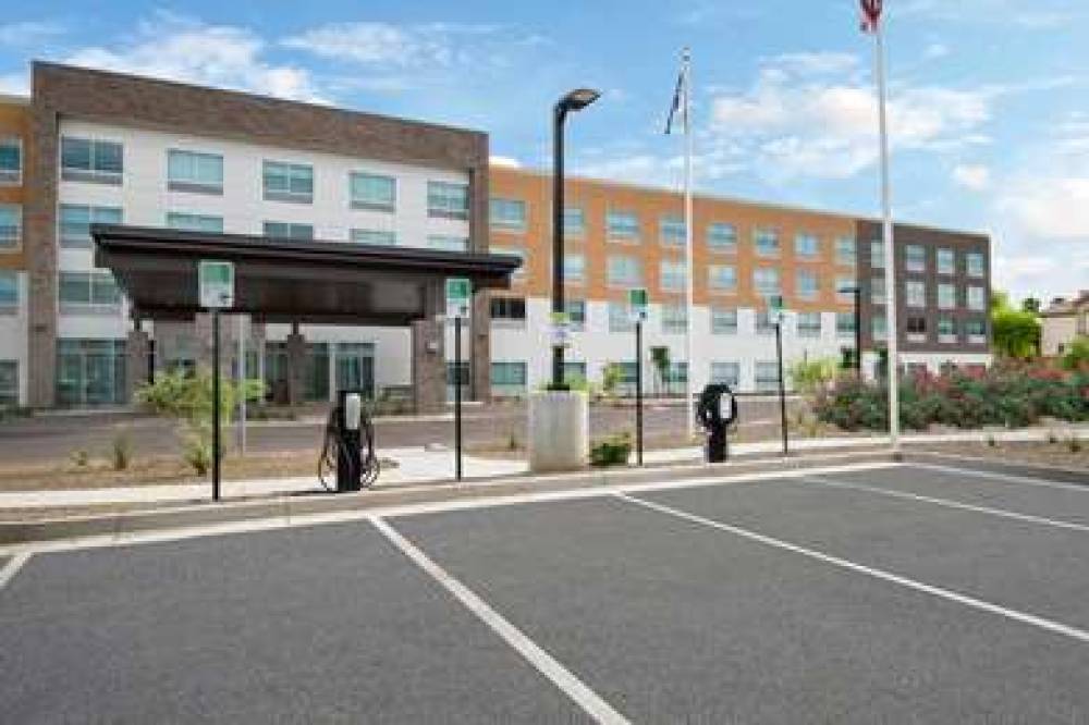 Home2 Suites Phoenix Airport North