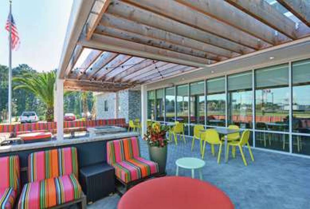 HOME2 SUITES RICHMOND HILL 3