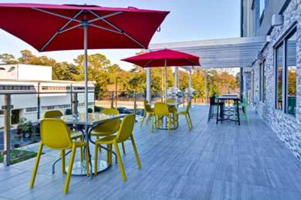HOME2 SUITES SAVANNAH MIDTOWN 4
