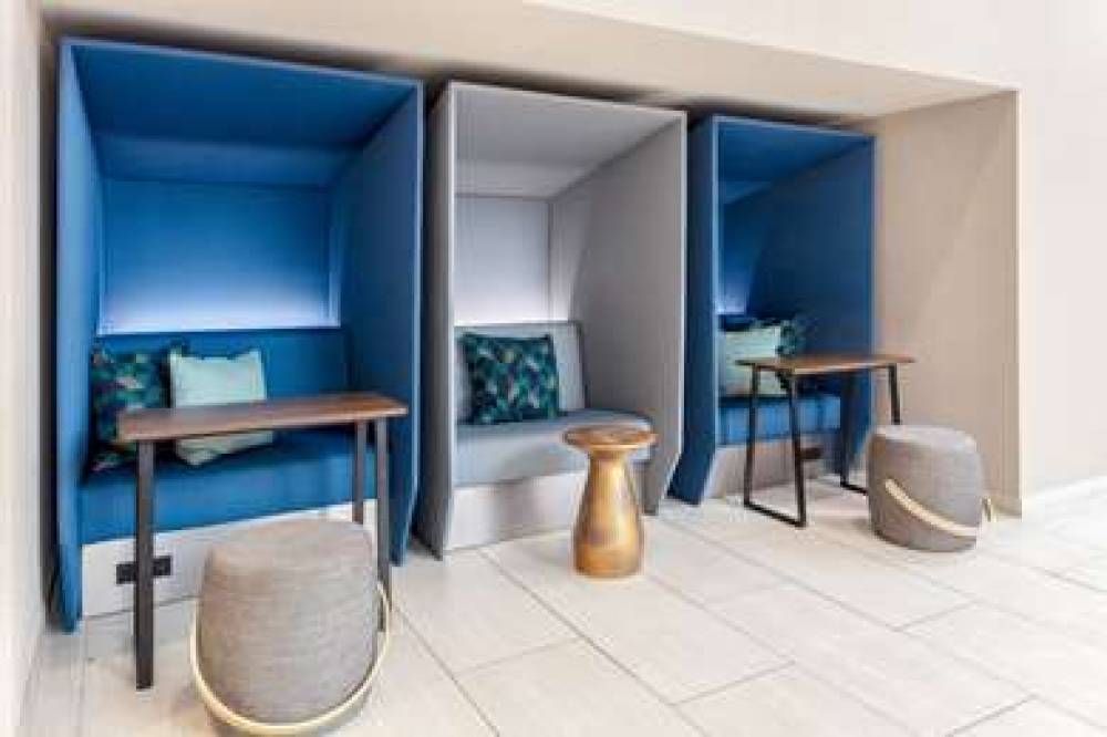 HOME2 SUITES ST. LOUIS DOWNTOWN 6