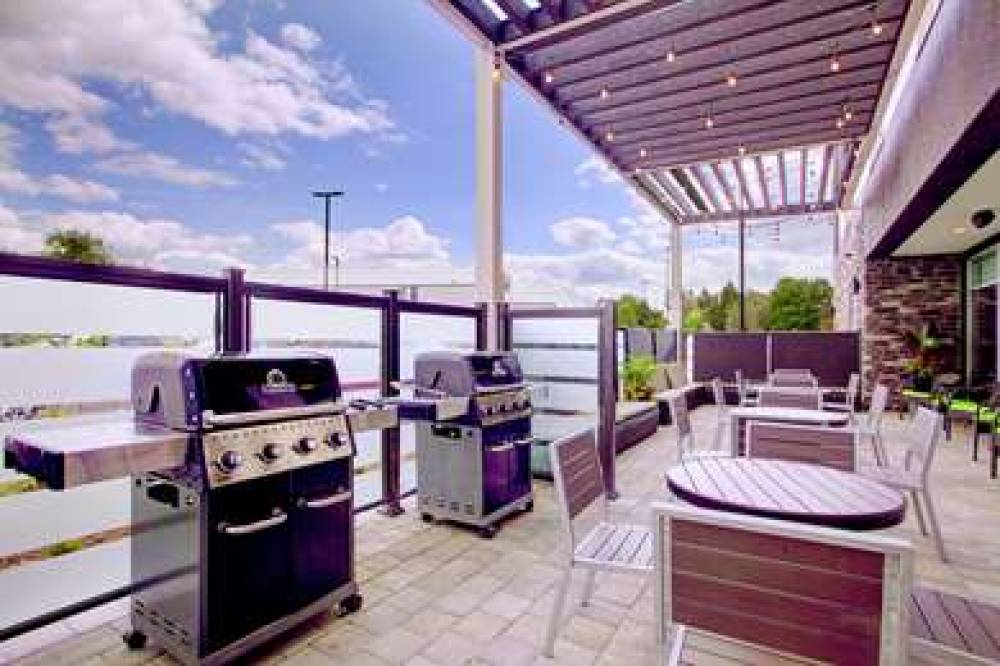 HOME2 SUITES TORONTO/BRAMPTON 5