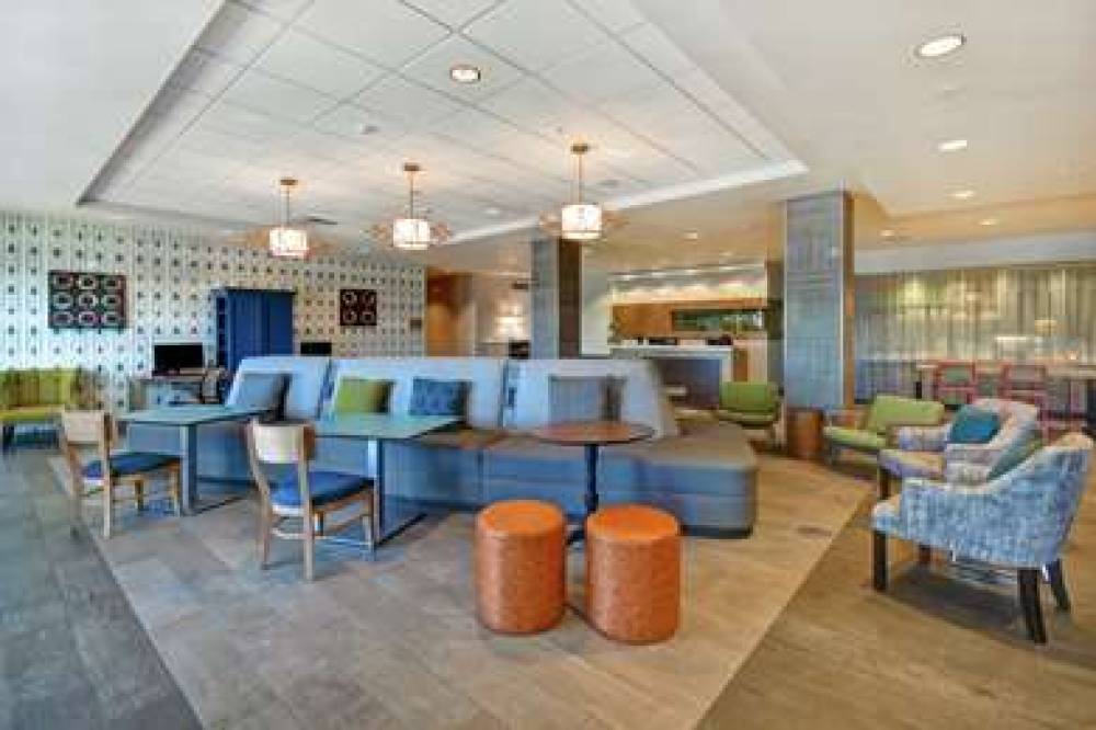 HOME2 SUITES VICTORVILLE 4