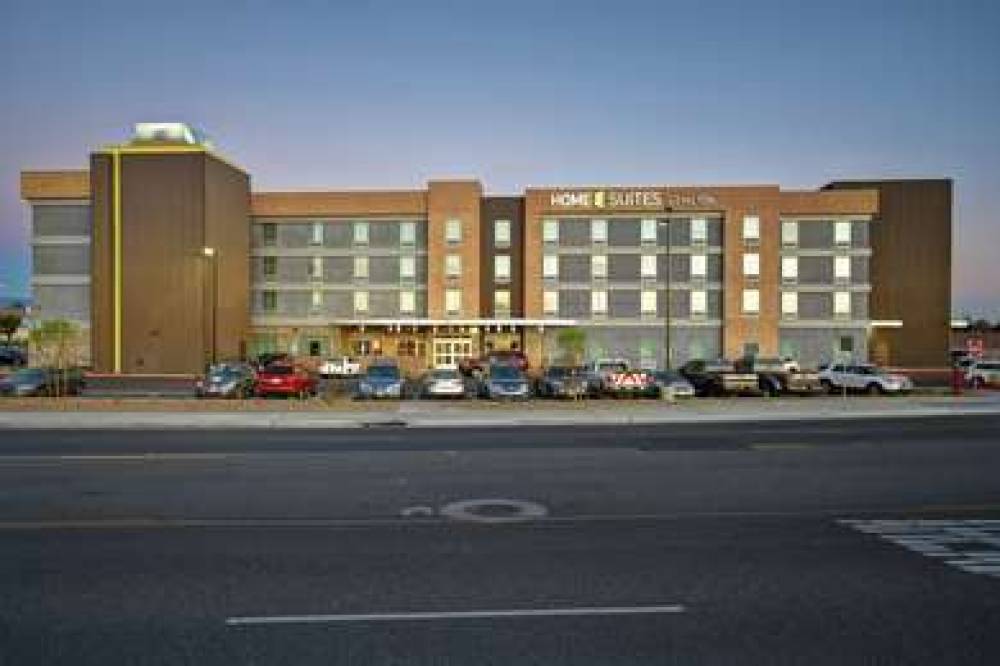 HOME2 SUITES VICTORVILLE 7