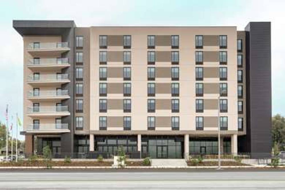 HOME2 SUITES WOODLAND HILLS LA 3