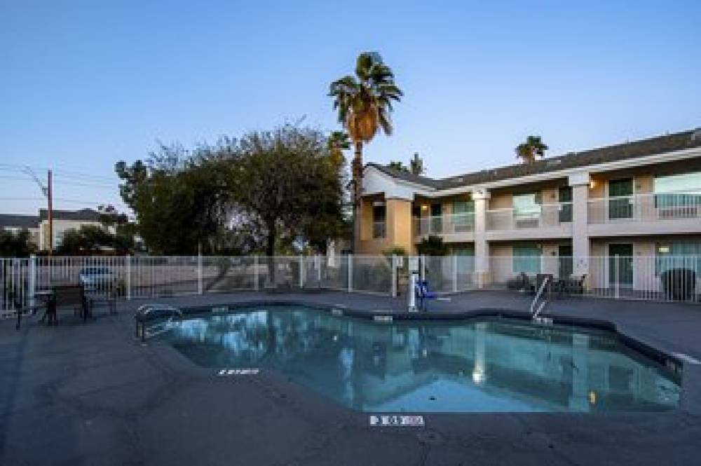 Hometowne Phoenix Black Canyon Hi