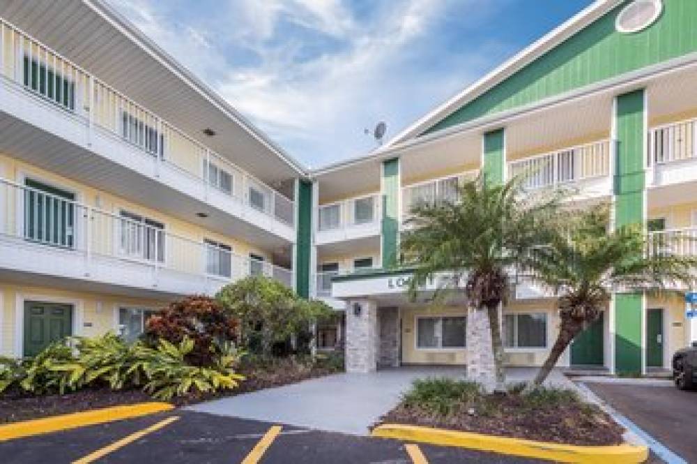 HOMETOWNE STUDIOS ORLANDO - UCF 3