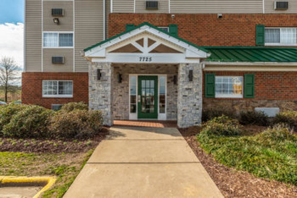 HOMETOWNE SUITES CHARLOTTE-CONCORD 4