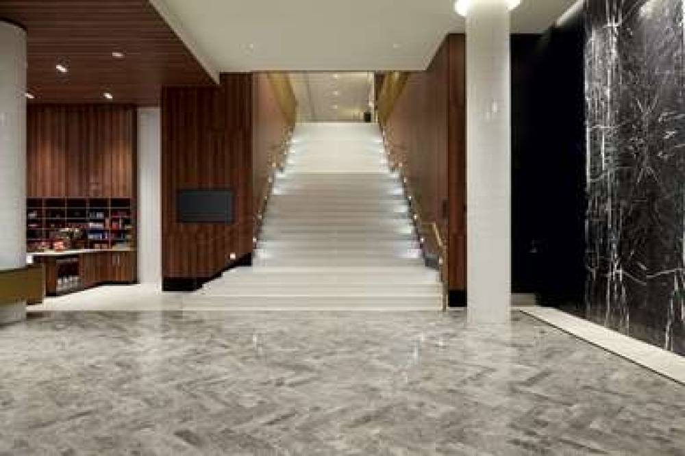 HOMEWOOD MONTREAL MIDTOWN 6