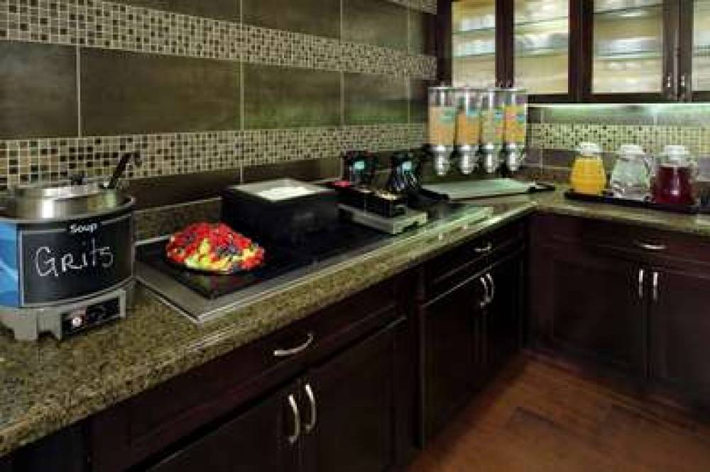 Homewood Suites By Hilton Beaumont, TX 7